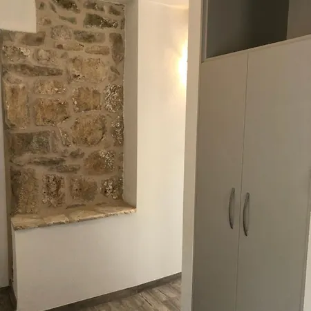 Old Town Tonka هفار